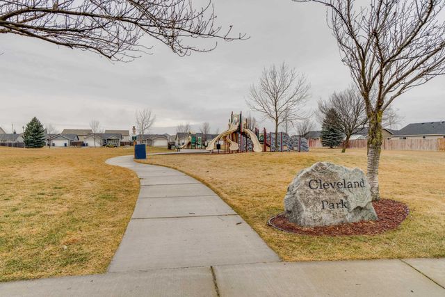 12506 W Meadow Ct, Airway Heights, WA 99001