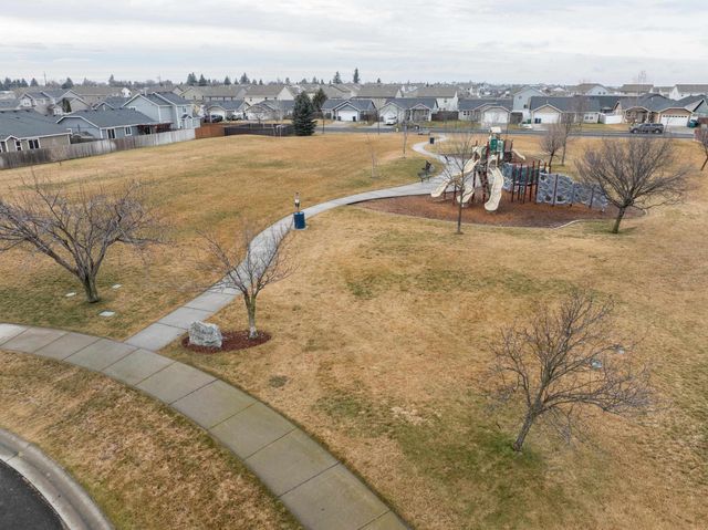 12506 W Meadow Ct, Airway Heights, WA 99001