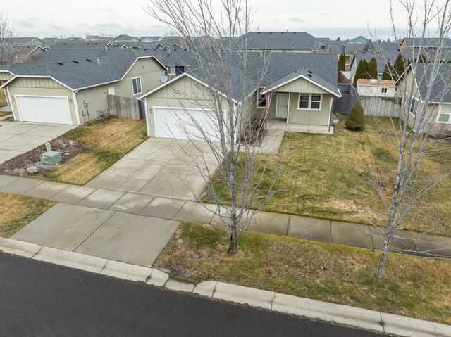 12506 W Meadow Ct, Airway Heights, WA 99001