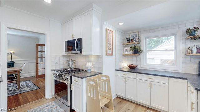 1604 Marlowe Avenue, Lakewood, OH 44107