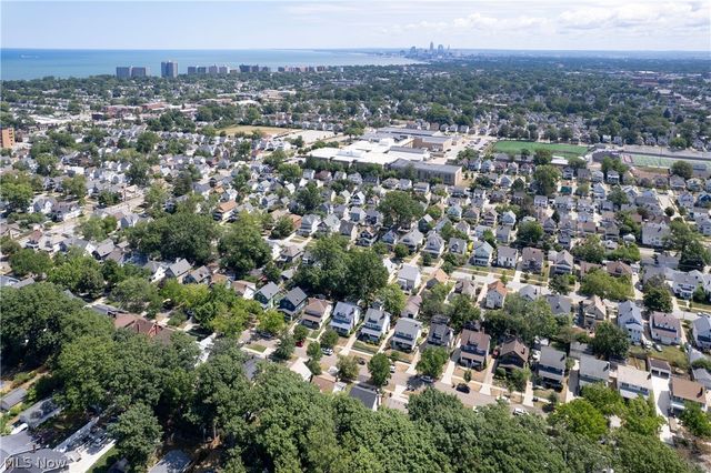 1604 Marlowe Avenue, Lakewood, OH 44107