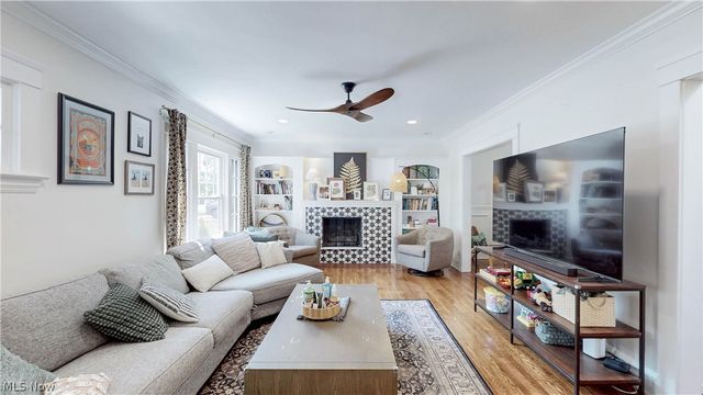 1604 Marlowe Avenue, Lakewood, OH 44107
