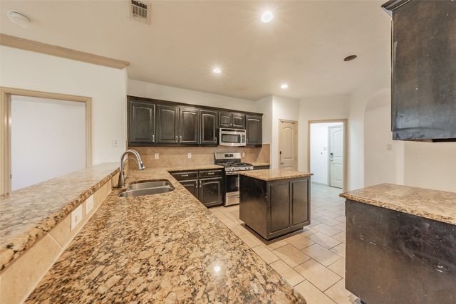 3316 Lone Tree Lane, Fort Worth, TX 76244