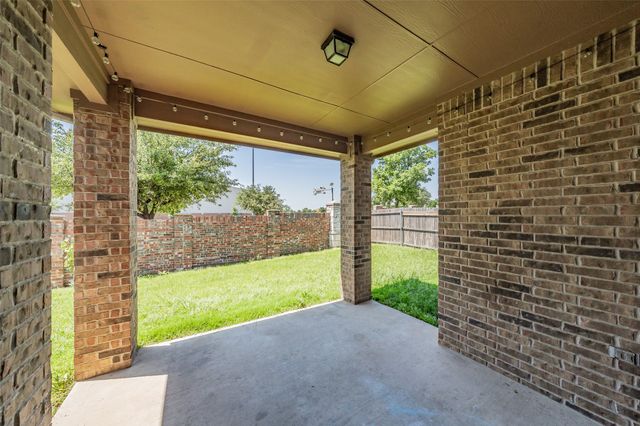 3316 Lone Tree Lane, Fort Worth, TX 76244