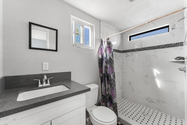 329 E Trotter Avenue, Mojave, CA 93501