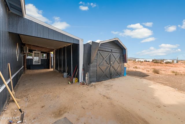 329 E Trotter Avenue, Mojave, CA 93501