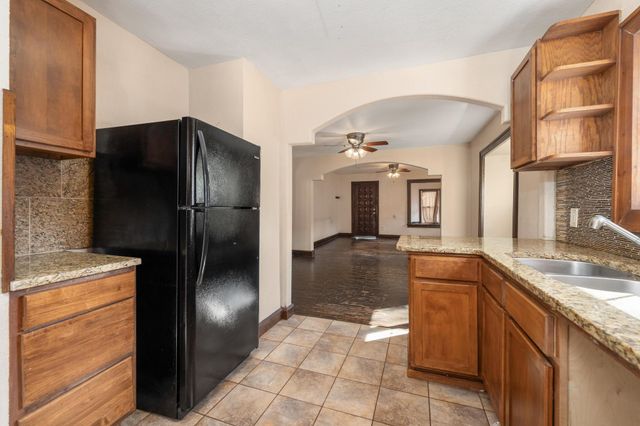 1509 S Kansas Ave, Wichita, KS 67211