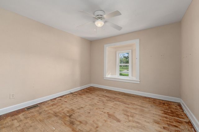 1509 S Kansas Ave, Wichita, KS 67211