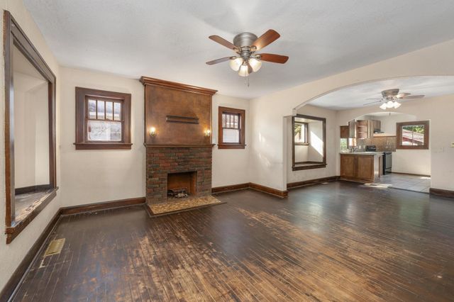 1509 S Kansas Ave, Wichita, KS 67211