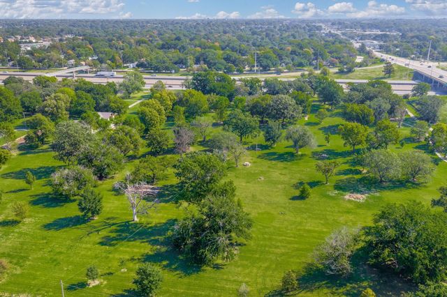 1509 S Kansas Ave, Wichita, KS 67211