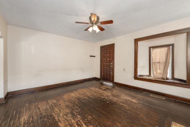 1509 S Kansas Ave, Wichita, KS 67211