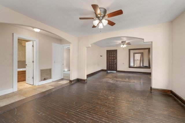 1509 S Kansas Ave, Wichita, KS 67211