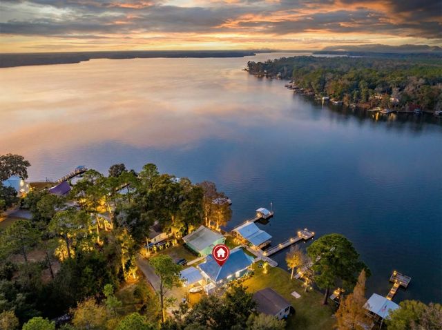 1097 Drake Acres Road, Quincy, FL 32351