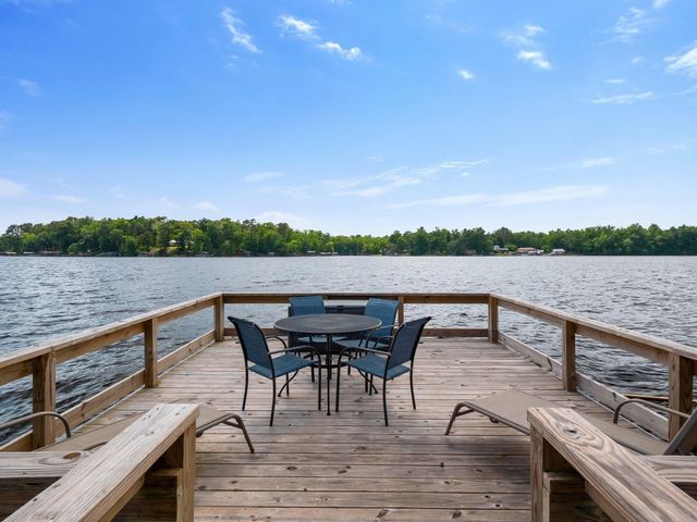 1097 Drake Acres Road, Quincy, FL 32351