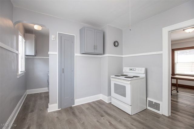 13314 Glendale Avenue, Cleveland, OH 44105