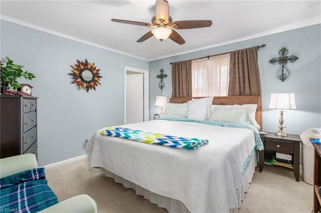 316 Crestview Drive, Thomasville, NC 27360