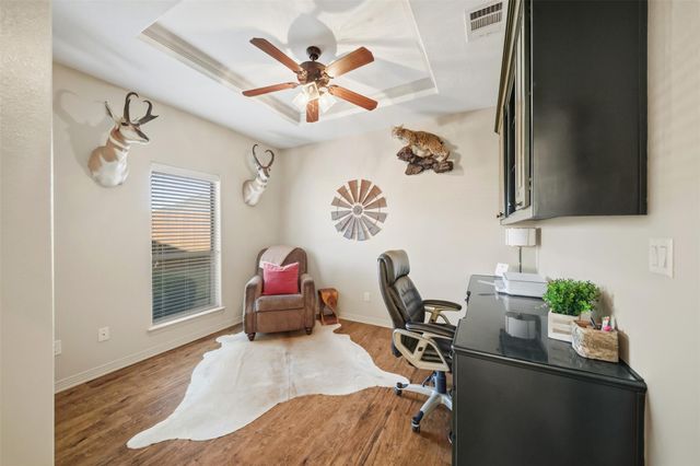 1700 Lakeshore Court, College Station, TX 77845