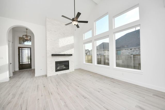 9519 Chateau Hill, Manvel, TX 77578