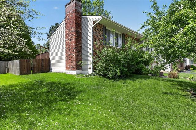 4199 White Hawk Court, Beavercreek, OH 45430