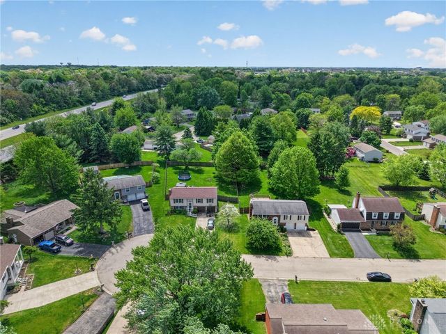 4199 White Hawk Court, Beavercreek, OH 45430