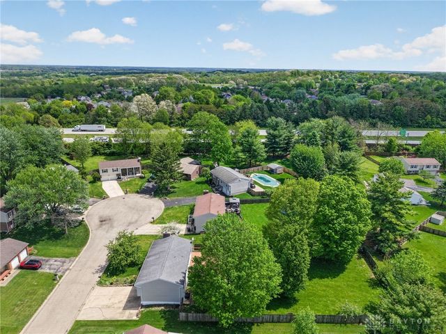 4199 White Hawk Court, Beavercreek, OH 45430