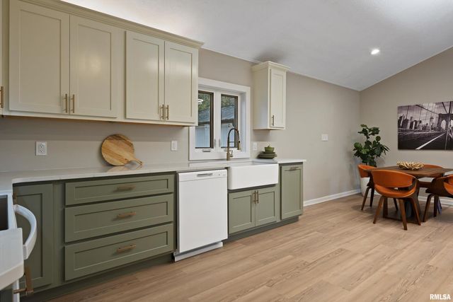 6603-6605 GARDNER, Quincy, IL 62305