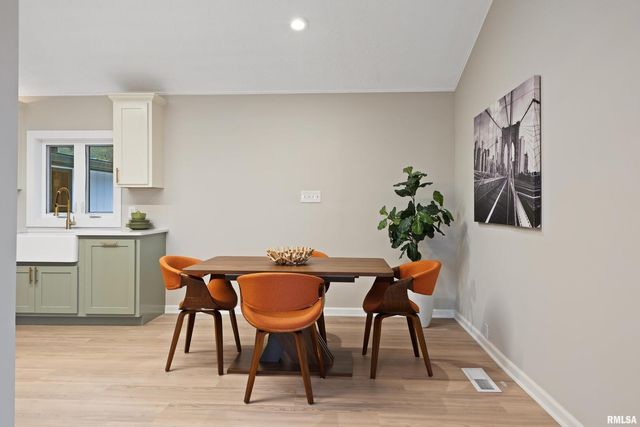 6603-6605 GARDNER, Quincy, IL 62305