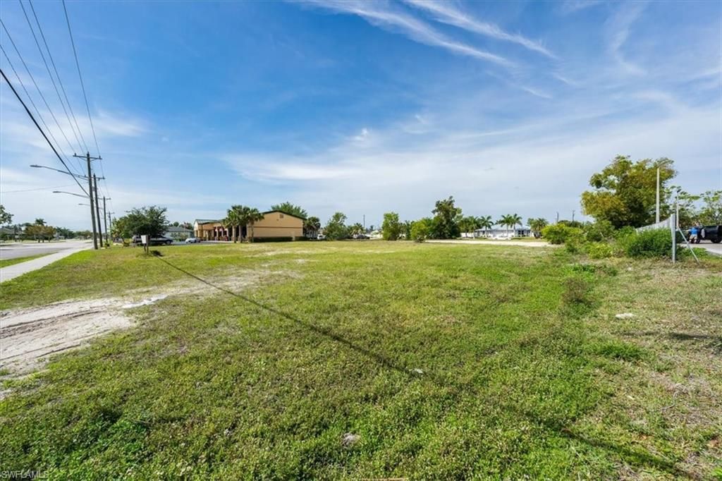 3834 Chiquita BLVD S, CAPE CORAL, FL 33914 — photo 4