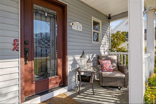 129 Bishop Lane, Holbrook, NY 11741