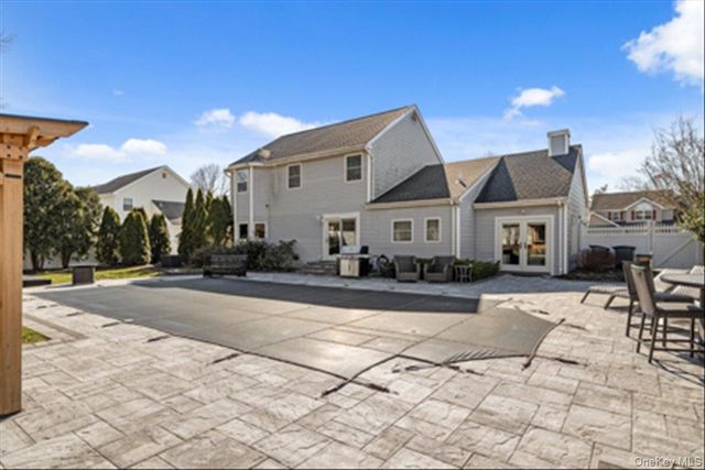 129 Bishop Lane, Holbrook, NY 11741