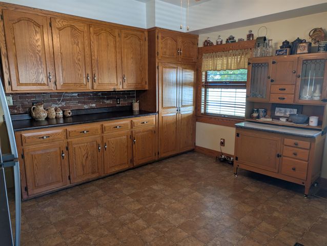 228 Taylor Street, Fredericktown, OH 43019