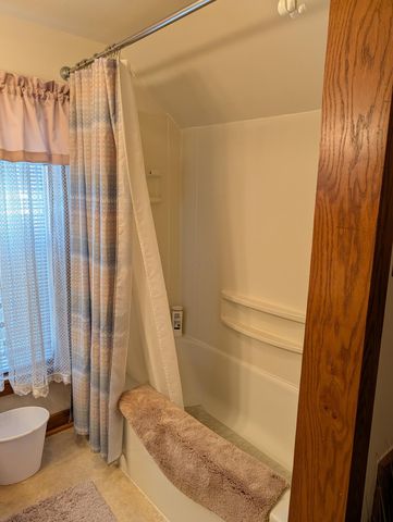 228 Taylor Street, Fredericktown, OH 43019