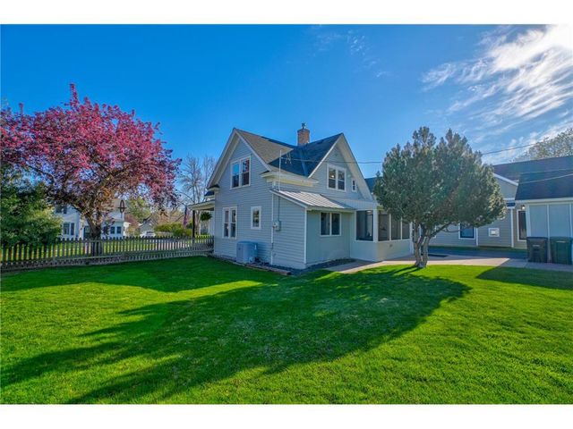 512 Locust Street, Hudson, WI 54016