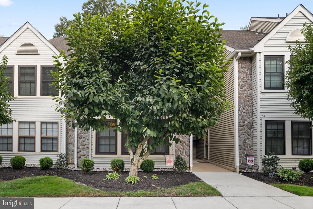 54 SUMMIT CT, MARLTON, NJ 08053 — exterior