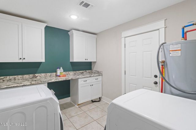 427 Christi Lane, Biloxi, MS 39531