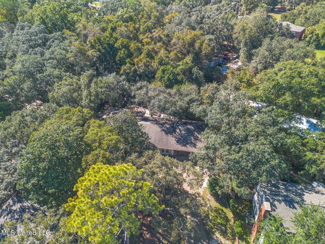 427 Christi Lane, Biloxi, MS 39531