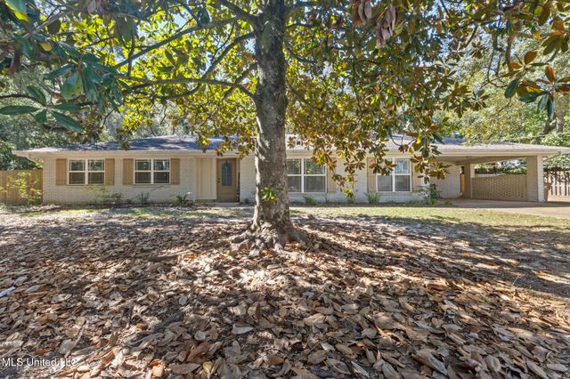 427 Christi Lane, Biloxi, MS 39531