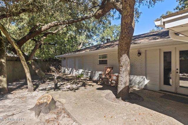 427 Christi Lane, Biloxi, MS 39531