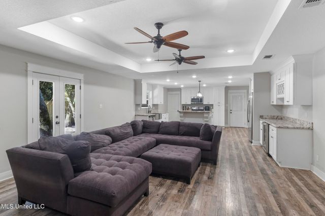 427 Christi Lane, Biloxi, MS 39531