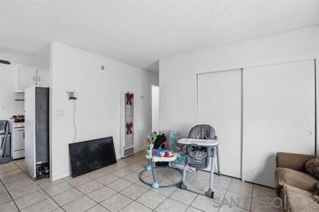 829 Grand Avenue, Spring Valley, CA 91977