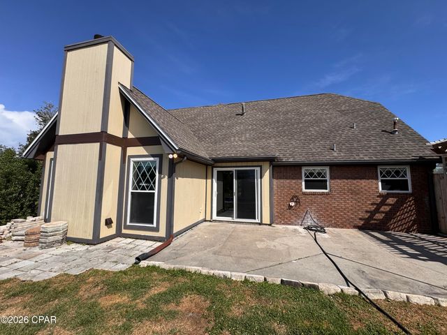 607 Plantation Court, Panama City, FL 32404