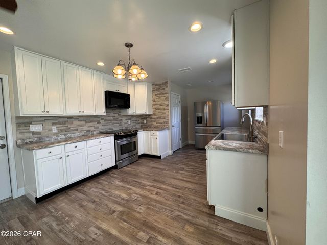 607 Plantation Court, Panama City, FL 32404