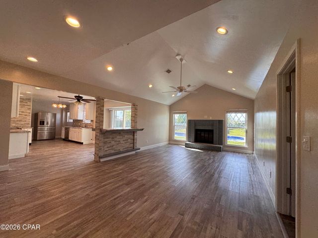 607 Plantation Court, Panama City, FL 32404