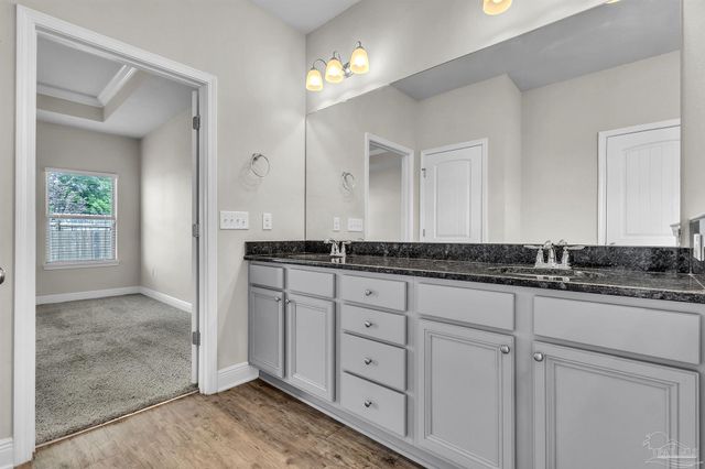 5865 W Cambridge Way, Pace, FL 32571