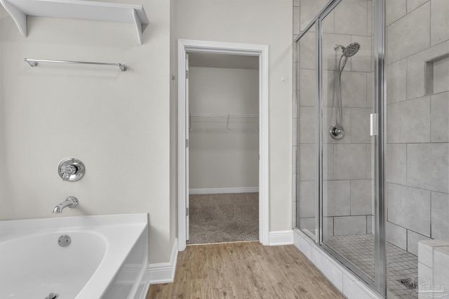 5865 W Cambridge Way, Pace, FL 32571