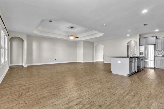 5865 W Cambridge Way, Pace, FL 32571