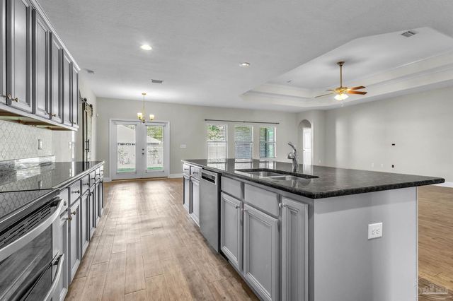 5865 W Cambridge Way, Pace, FL 32571