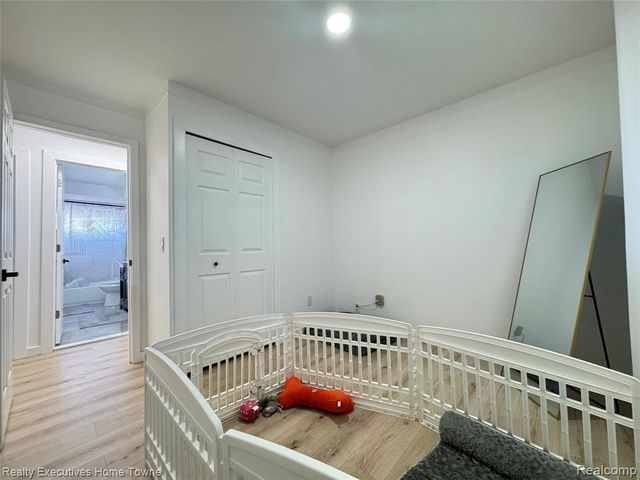 16804 E 12 Mile Road, Roseville, MI 48066