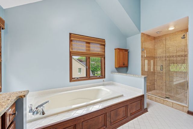 2493 Elkridge Drive DRIVE, Franklin Park, PA 15090