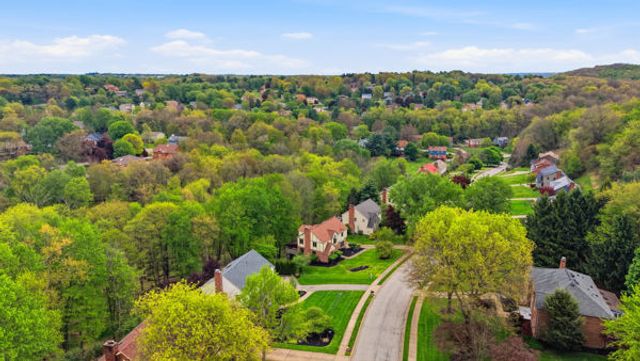 2493 Elkridge Drive DRIVE, Franklin Park, PA 15090